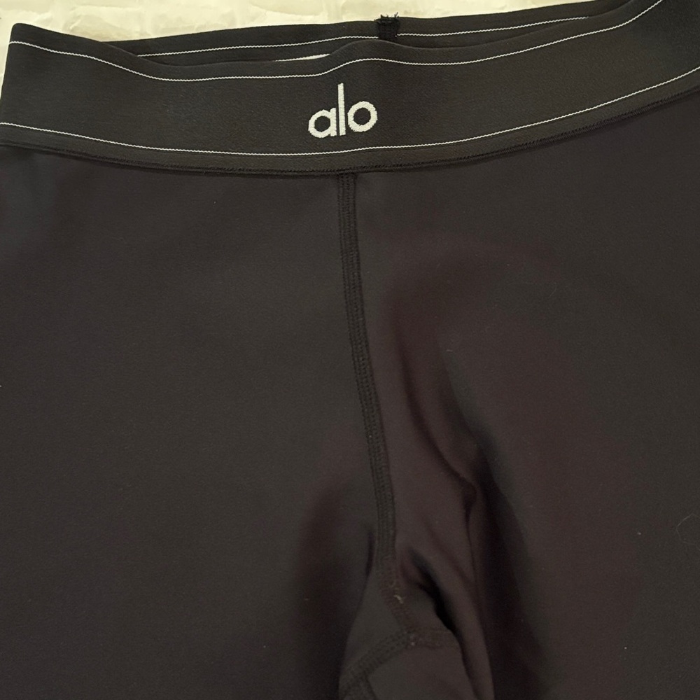 ALO Yoga Black Leggings